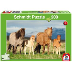 SCHMIDT 200 PIECE FAMILY OF HORSES