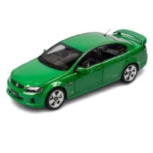 AUTHENTIC 1:18 HOLDEN VE COMMODORE SS V ATOMIC GREEN (ACD18HVE1M)