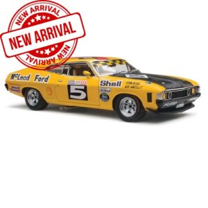 CLASSIC CARLECTABLES 1:18 FORD XA FALCON GT 1973 BATHURST POLE POSITION #5 GOSS / BARTLETT (18873)