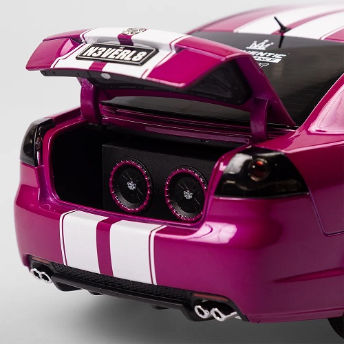 AUTHENTIC 1:18 HOLDEN VE COMMODORE SS V "N3VERL8" STREET CUSTOM (ACD18HVE1SC) - Image 6