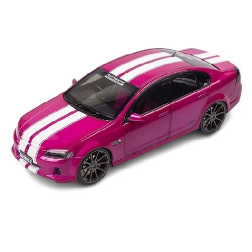 AUTHENTIC 1:18 HOLDEN VE COMMODORE SS V "N3VERL8" STREET CUSTOM (ACD18HVE1SC) - Image 8